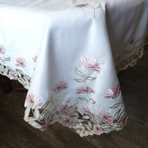 Cutwork Embroidery Tablecloth Polyester Pink Garden Shabby Easter Spring 130x70